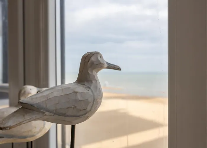 Apartment Lecomte - The Shoreline Beachflow 133 *