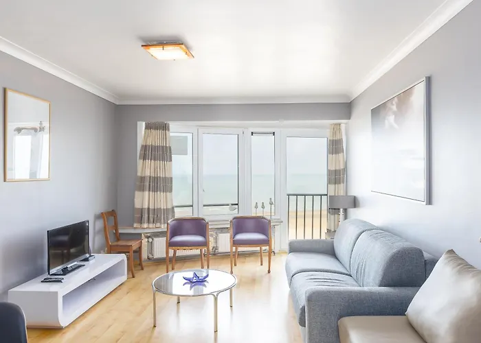 Lecomte - The Shoreline Beachflow 133 דירה *